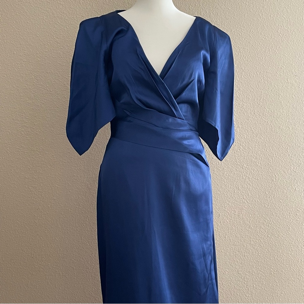 TALBOT‎ RUNHOF Tulip-Sleeve Satin Gown - Picture 16 of 16